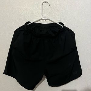 Mens Small New Balance 7 inch Shorts